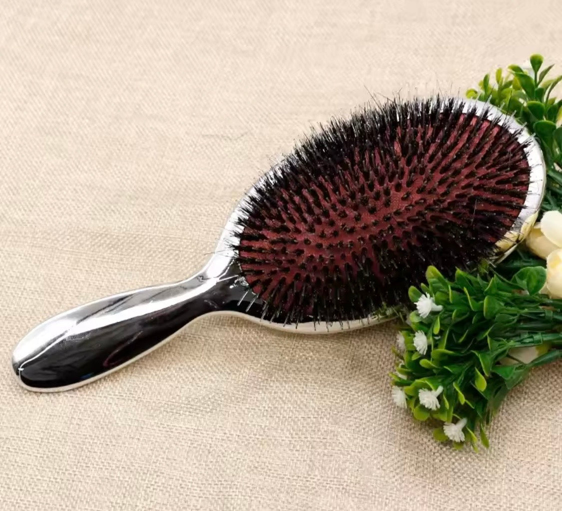 Comb for hair with extensions