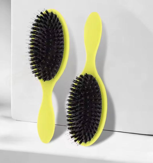 Comb for hair with extensions